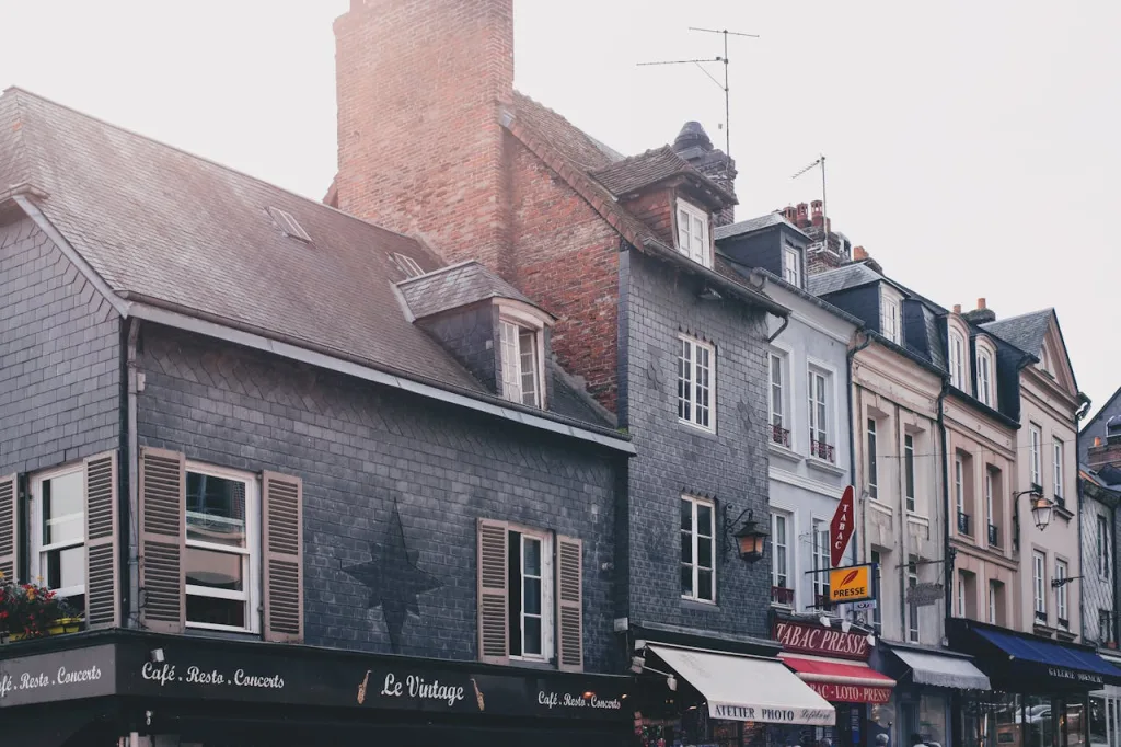 toiture en ardoise ou en tuile ?